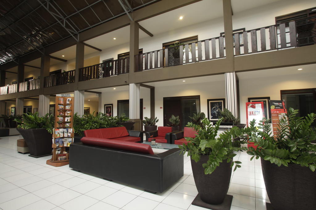 The Harmony Legian Hotel Kuta Lombok Extérieur photo