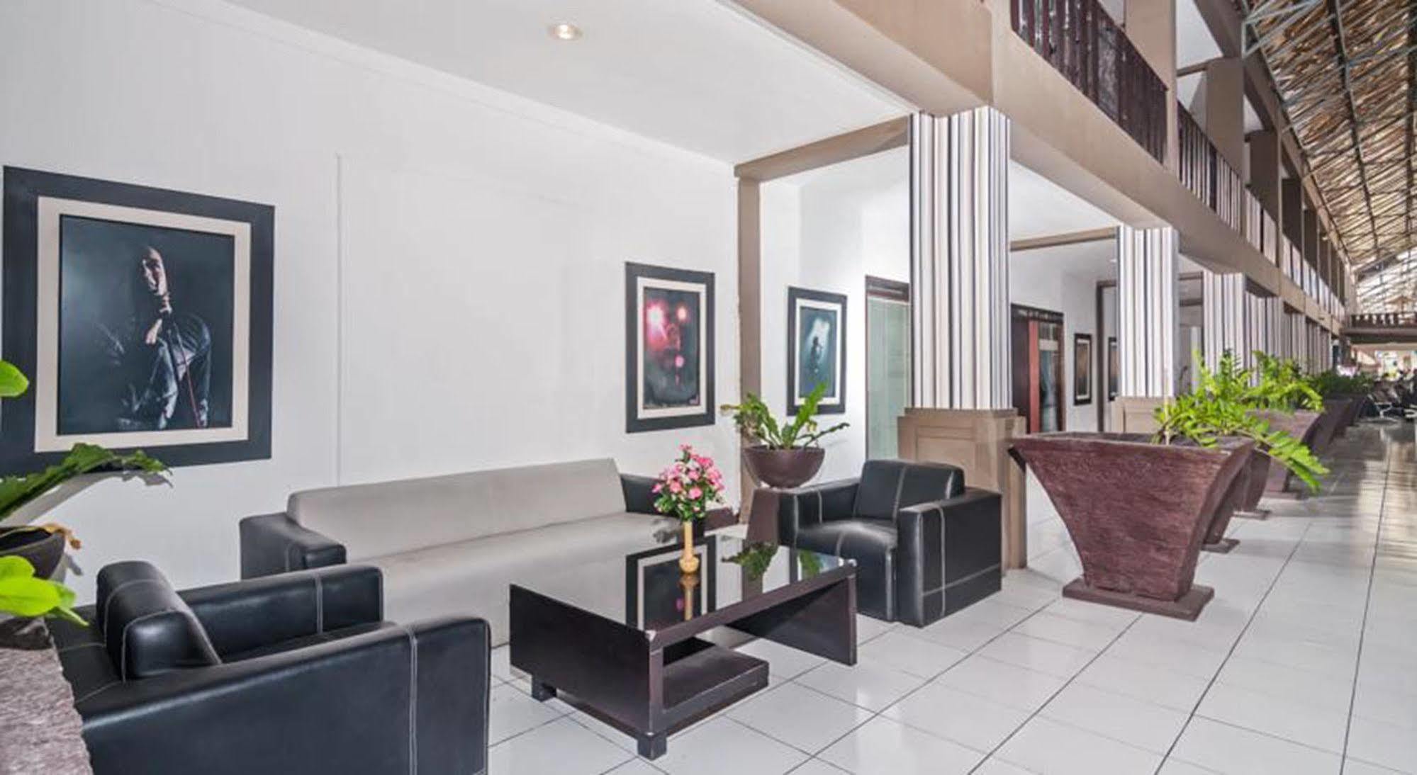 The Harmony Legian Hotel Kuta Lombok Extérieur photo